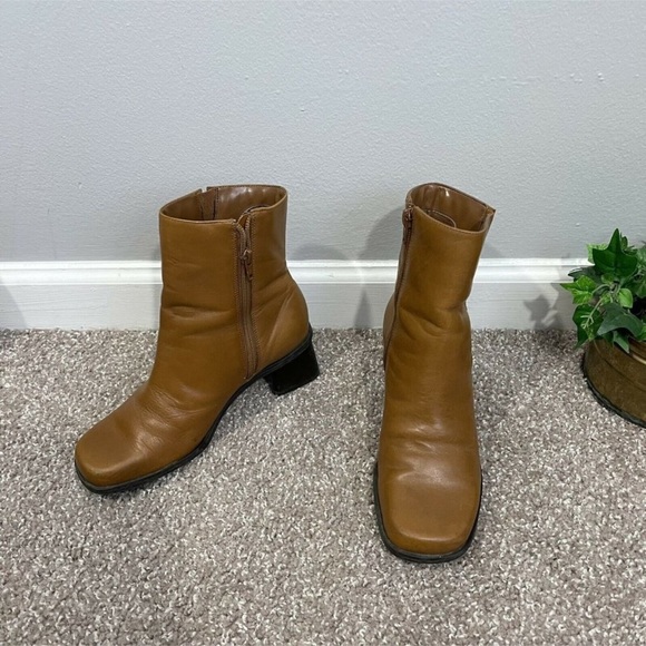 VTG 90s Y2K Naturalizer Boots Square Toe Chunky Heel Zip Mid Calf Boots - Picture 3 of 8